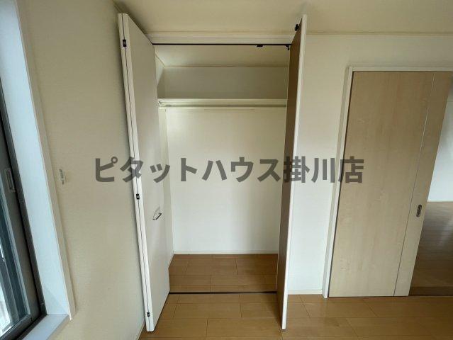 袋井市上山梨アパート 収納