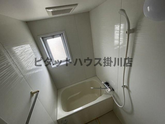 磐田市上本郷アパート バス／シャワー