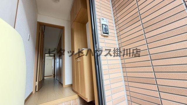 菊川市加茂アパート 玄関
