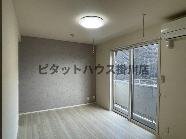 磐田市三ケ野台アパート リビング