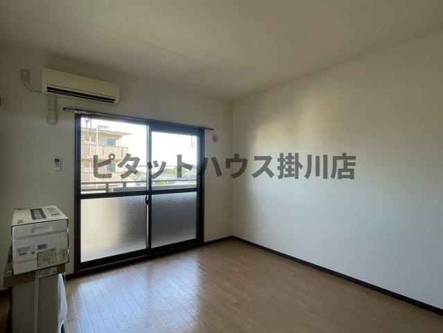 周智郡森町中川マンション リビング