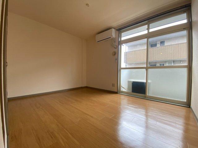 掛川市下垂木アパート リビング