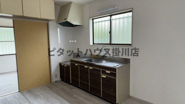 掛川市八坂アパート キッチン