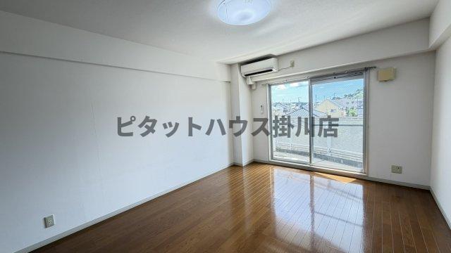 掛川市杉谷南マンション リビング