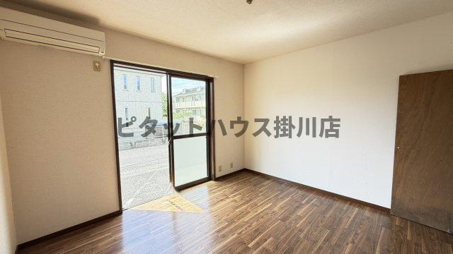 菊川市嶺田アパート リビング