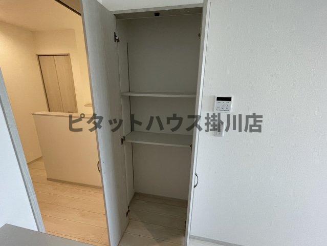 磐田市豊岡アパート 収納
