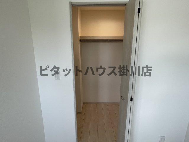 磐田市豊岡アパート 収納