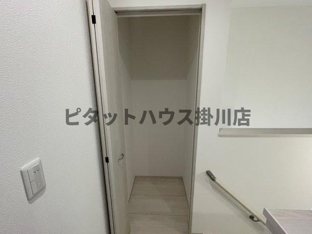 磐田市豊岡アパート 収納