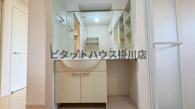 菊川市下平川アパート 洗面