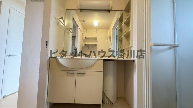 菊川市下平川アパート 洗面