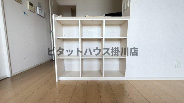 菊川市下平川アパート 収納