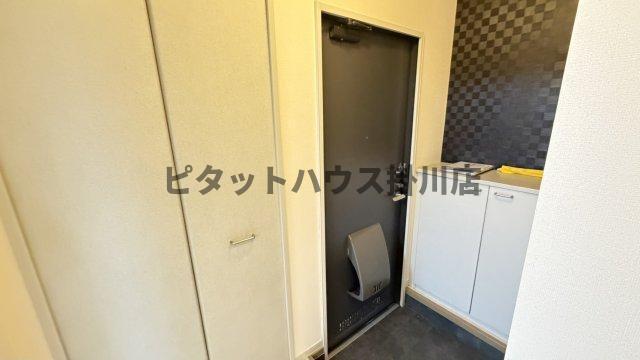 菊川市西方アパート 玄関