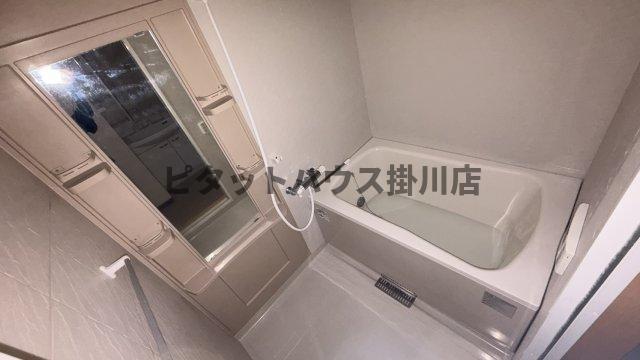 菊川市加茂マンション バス／シャワー