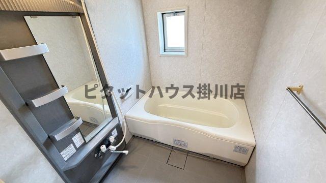 菊川市加茂アパート バス／シャワー