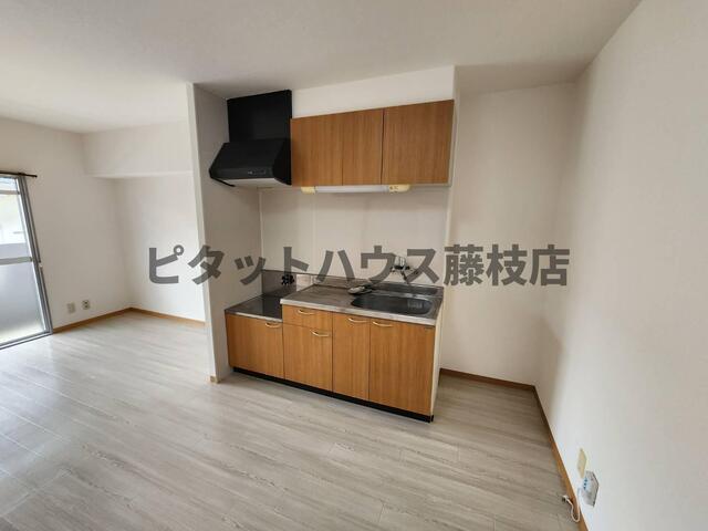 焼津市西小川マンション キッチン