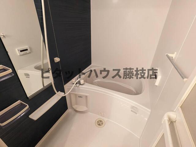 藤枝市小石川町アパート バス／シャワー