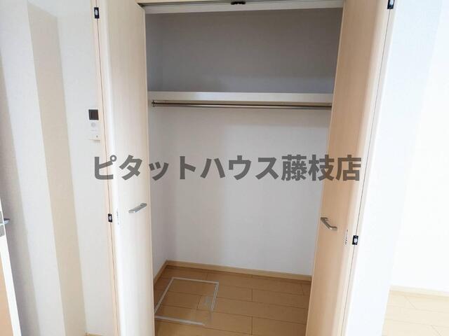 藤枝市小石川町アパート 収納