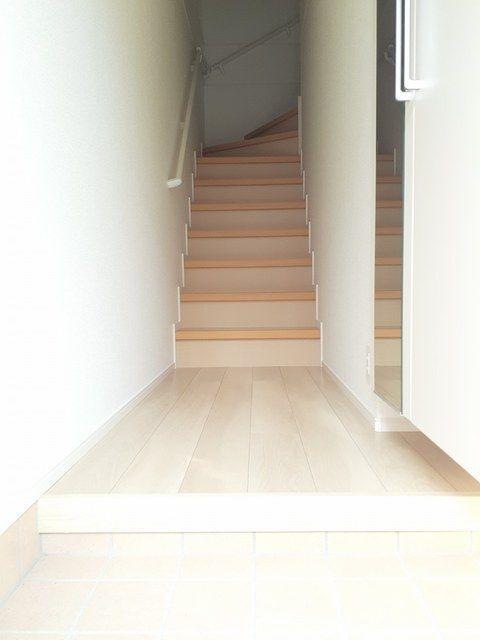 掛川市下垂木アパート 玄関