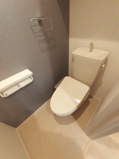 掛川市下垂木アパート トイレ