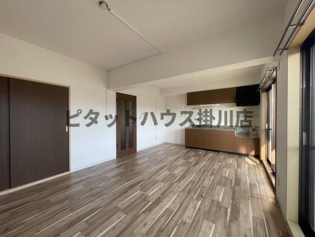 磐田市二之宮マンション リビング