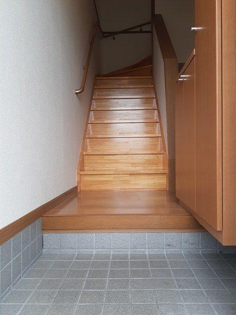 磐田市一言アパート 玄関