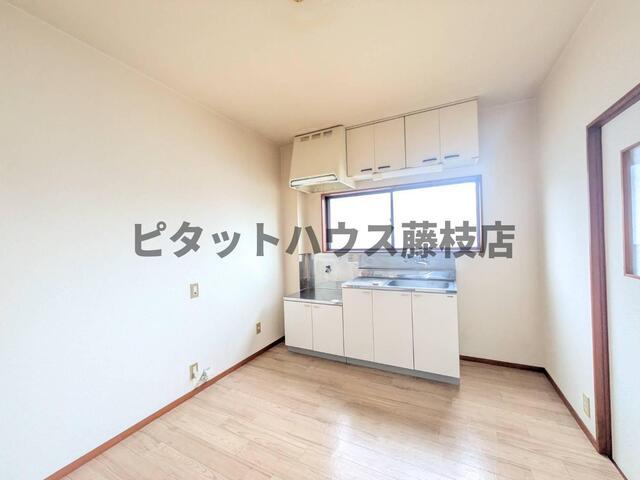 藤枝市高柳アパート リビング