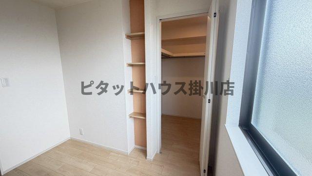 掛川市大池アパート 収納