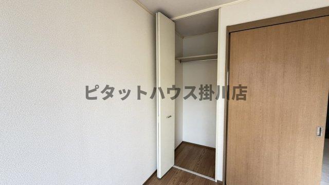 掛川市弥生町アパート 収納