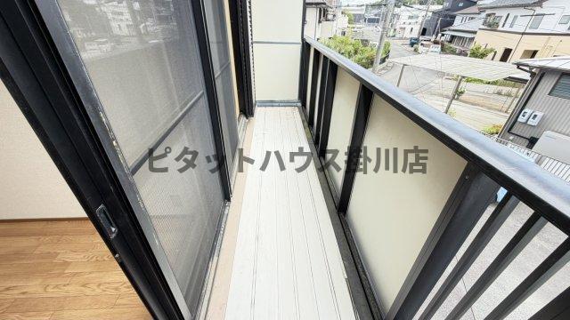 掛川市弥生町アパート バルコニー