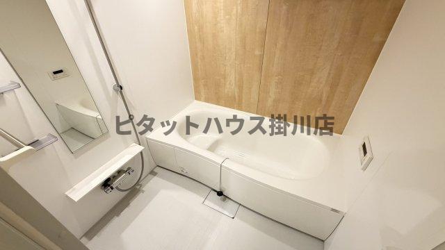 掛川市高御所アパート バス／シャワー