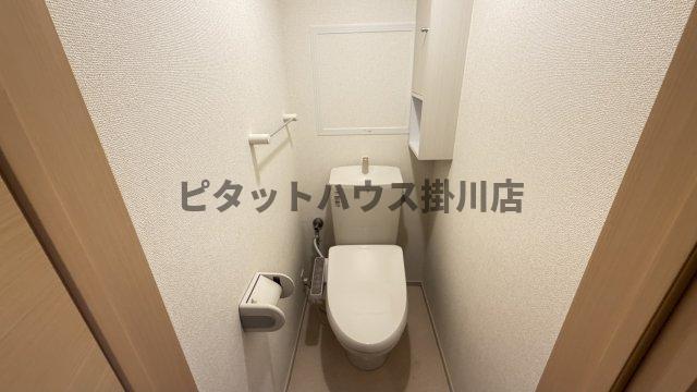 掛川市上張アパート トイレ