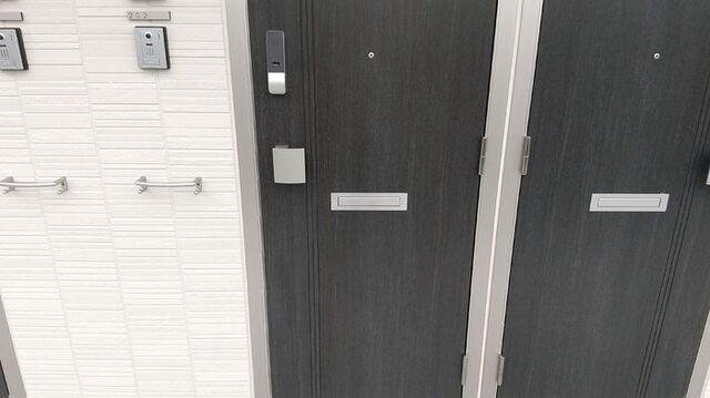 島田市中河アパート 玄関