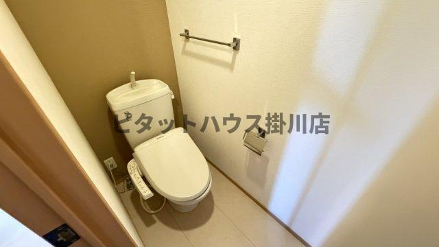 袋井市久能アパート トイレ