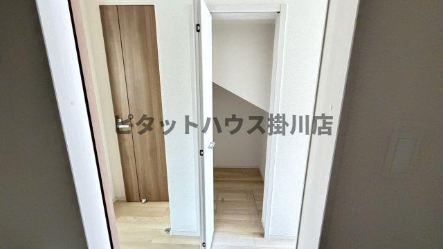 袋井市袋井アパート 収納