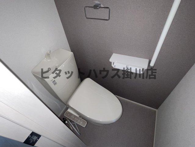 磐田市見付アパート トイレ