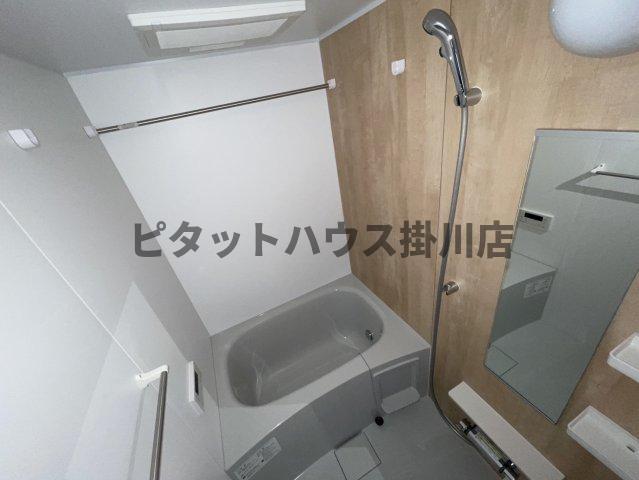 磐田市見付アパート バス／シャワー