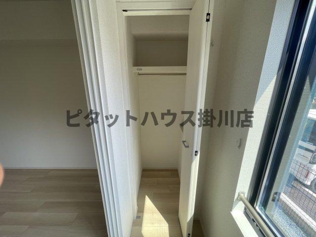 磐田市見付アパート 収納