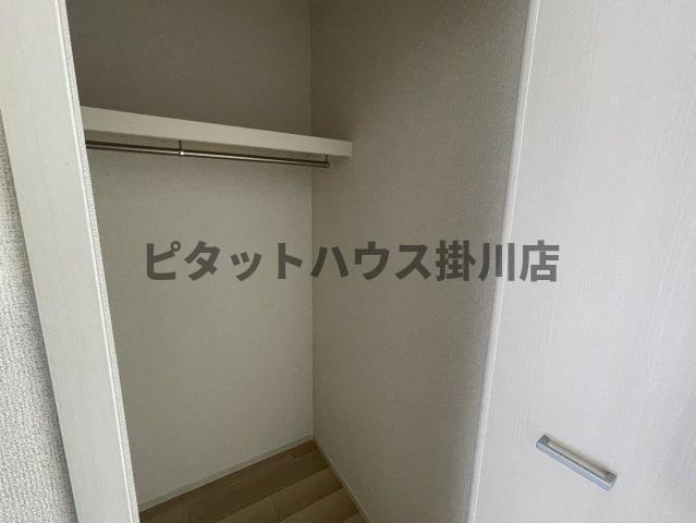 磐田市見付アパート 収納