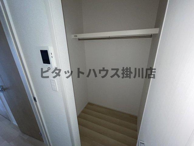 磐田市見付アパート 収納
