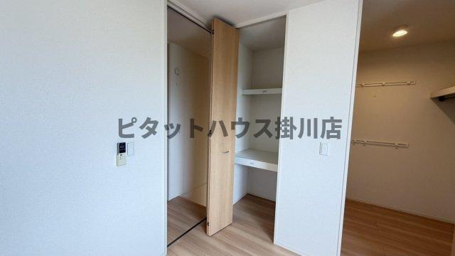 袋井市堀越アパート 収納