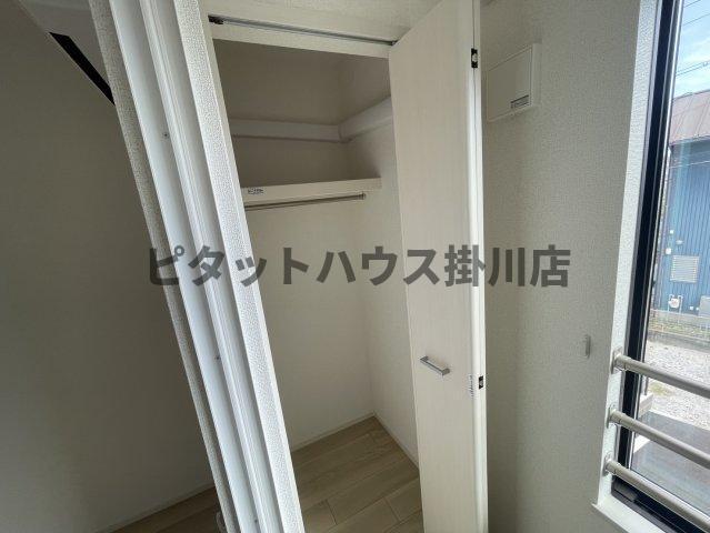 磐田市見付アパート 収納