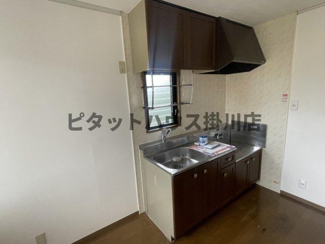 袋井市下山梨アパート キッチン