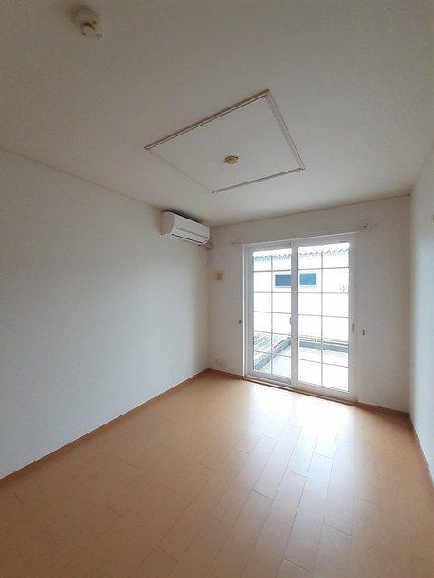 掛川市下垂木アパート リビング