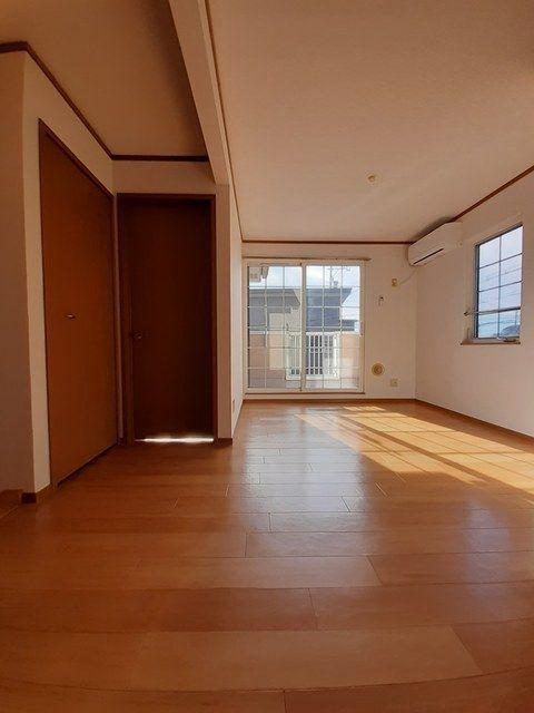 袋井市鷲巣アパート リビング