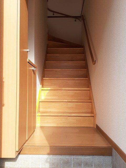 袋井市鷲巣アパート 玄関