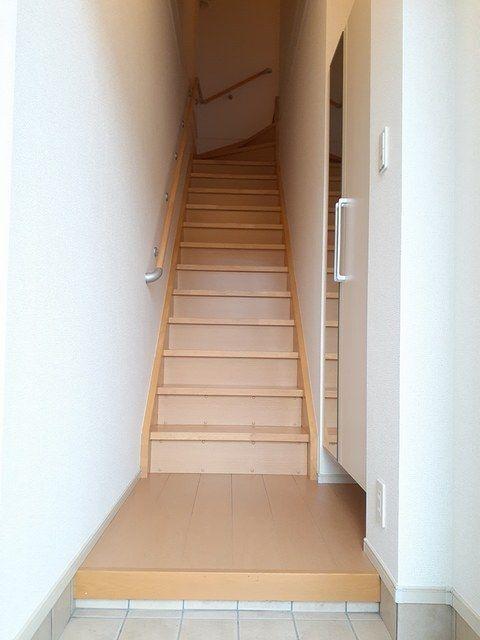 磐田市上本郷アパート 玄関