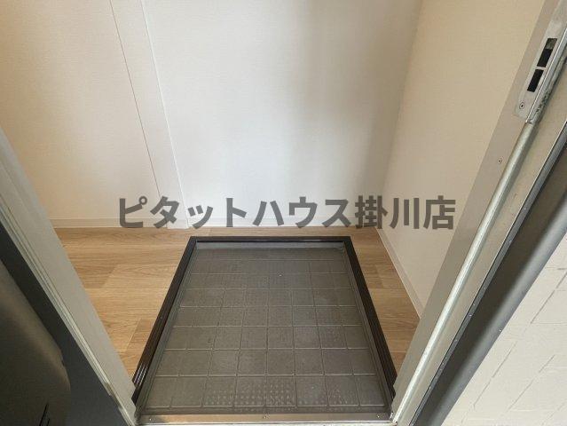 袋井市豊沢アパート 玄関