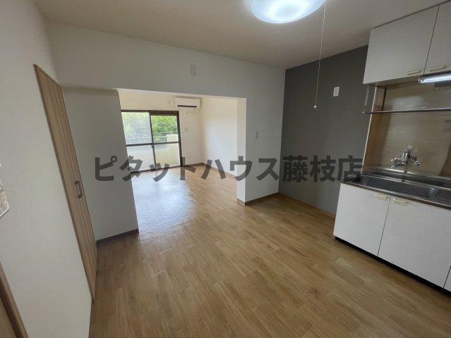 焼津市柳新屋マンション リビング
