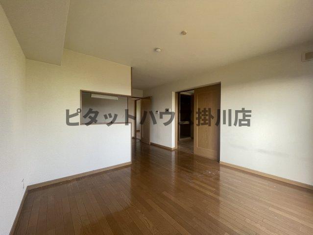 袋井市大野マンション リビング