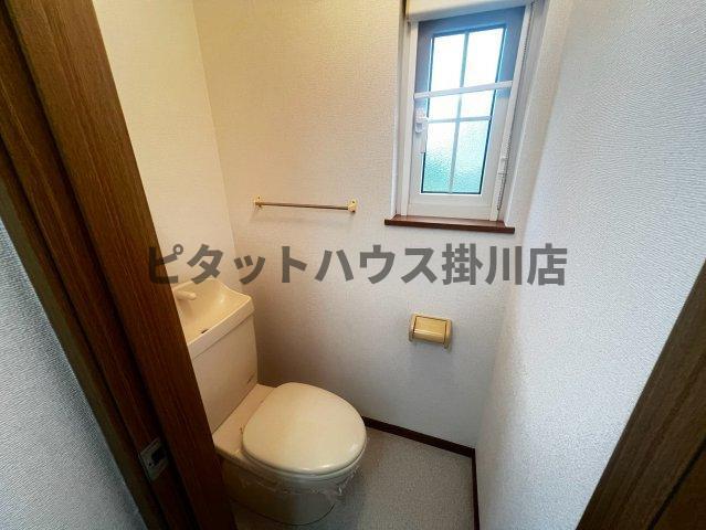 掛川市三俣アパート トイレ